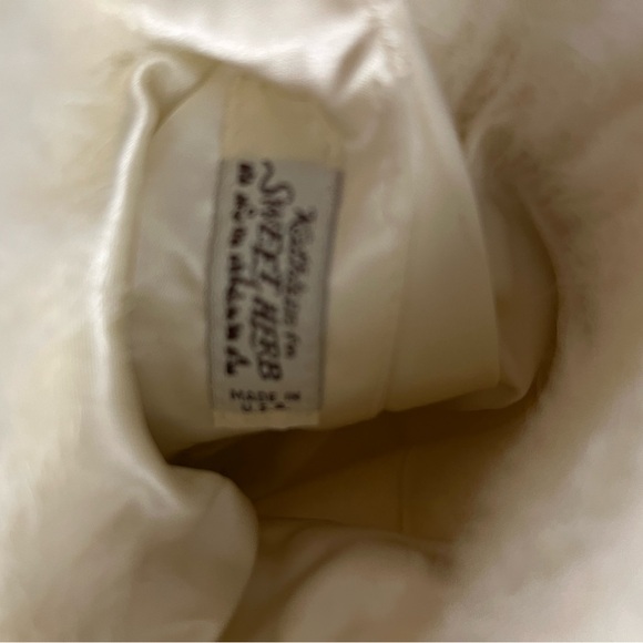 Kathleen for Sweet Herb Angora Scarf Hat and hand warmer - Picture 4 of 7